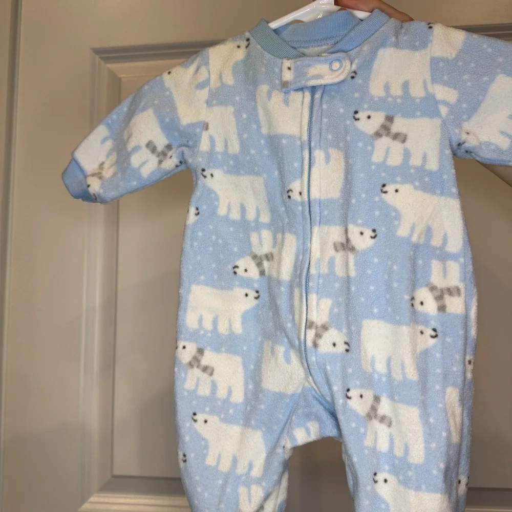 Carter's Size Newborn Blue Polar Bear Fleece Footed‎ Pajamas Sleeper